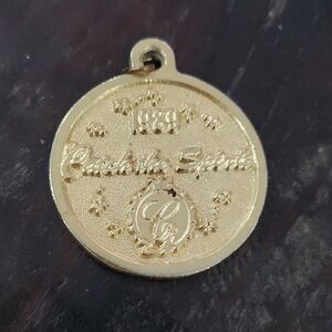 Disney 1989 Gold Tone Pendant Medallion Catch The Spirit